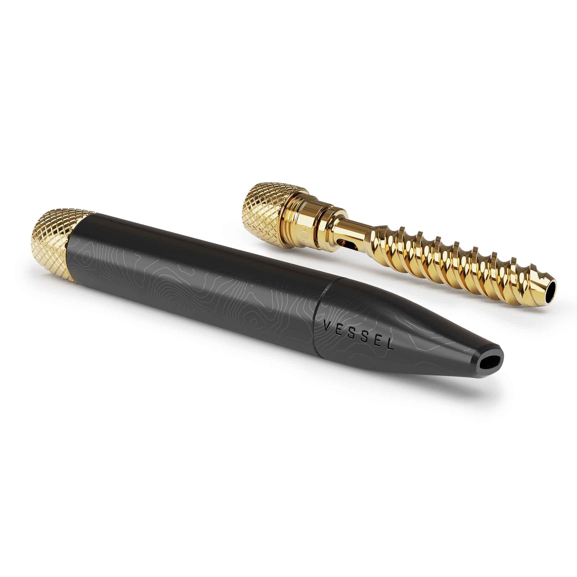Vessel Pen montiert mit goldener Helix Series Mundstück