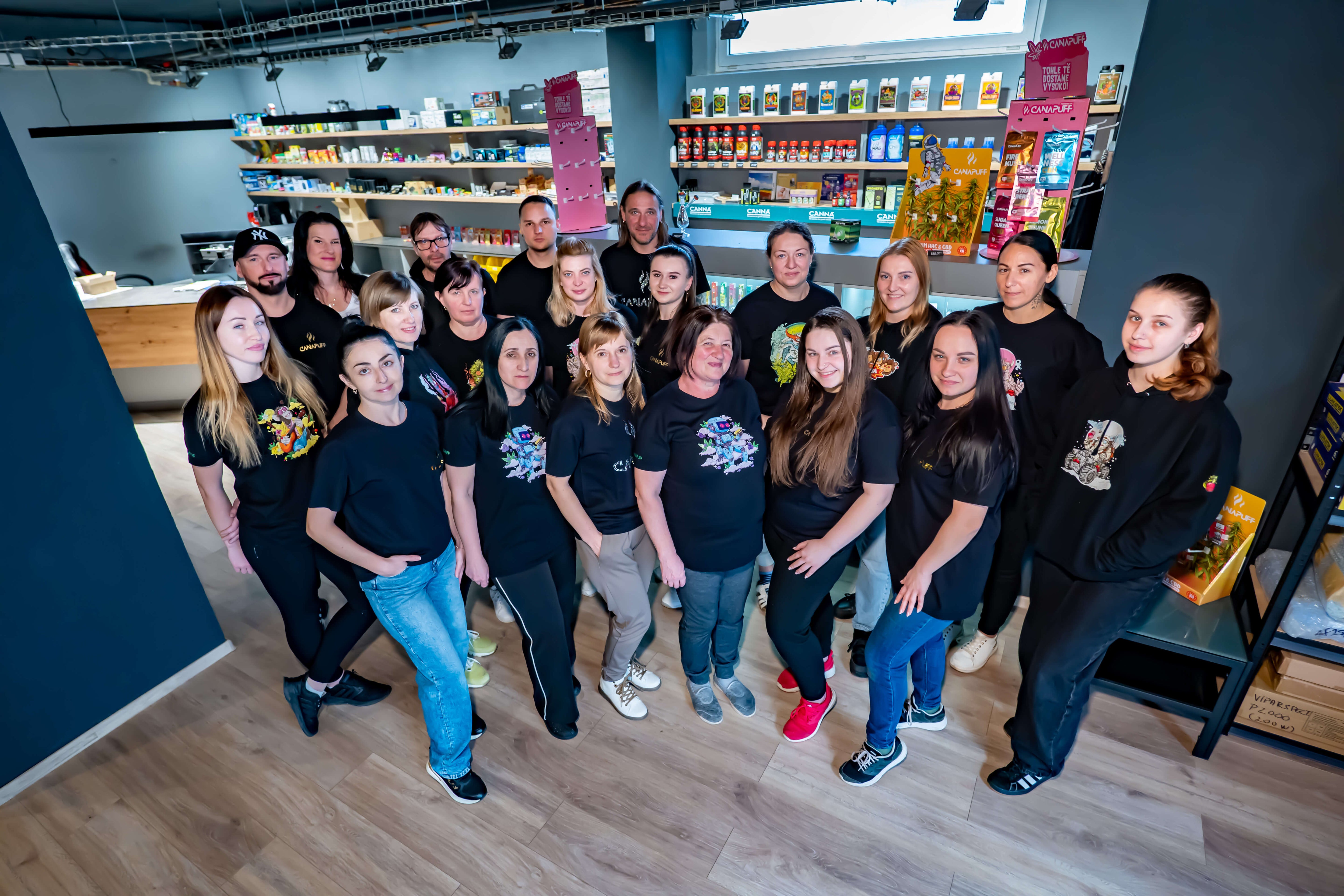 Canapuff Team Bild 2